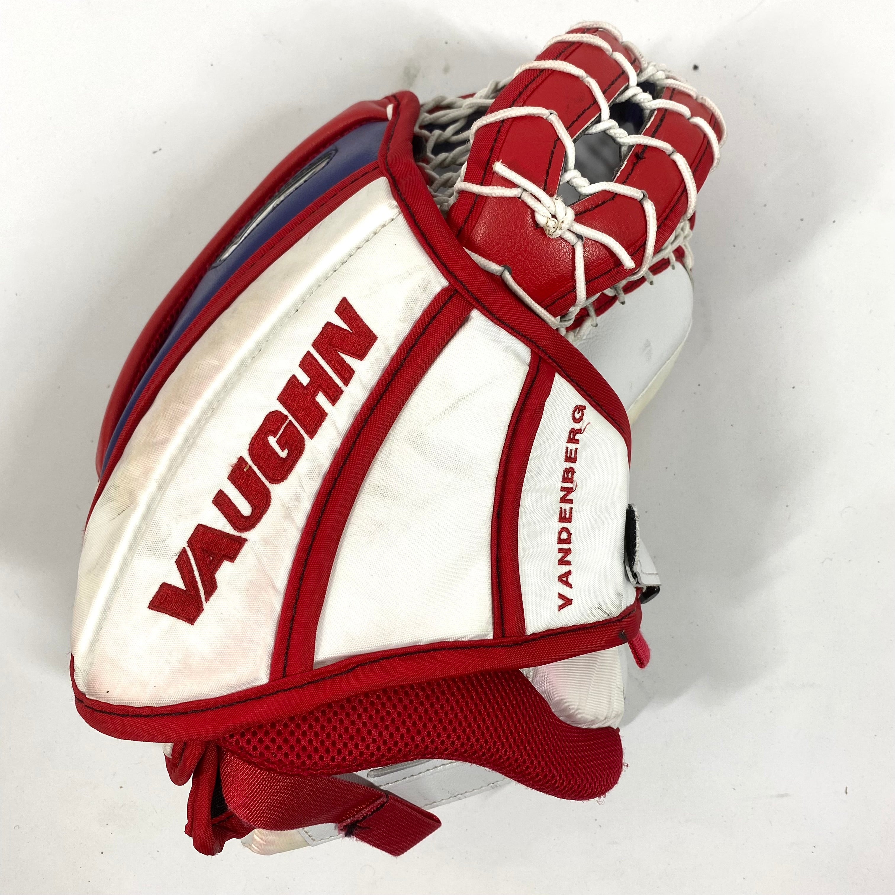 Vaughn Velocity V9 - Gant de gardien de but Pro Stock d'occasion - (Rouge/Bleu/Blanc)